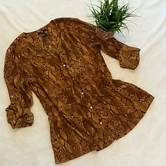 H&M Tops - SOLD!!!H & M tunic blouse